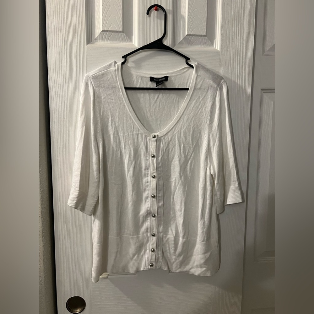 White House- Black market white blouse